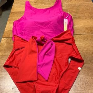 NWT Summersalt pink/red swimsuit ❤️